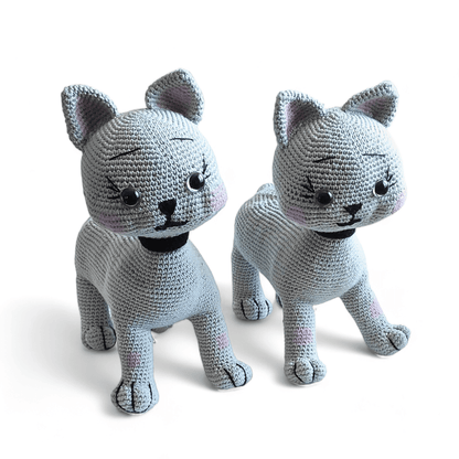 El Yapımı Gri Amigurumi Örgü Kedi – Sevimli ve Yumuşak Oyuncak Kedi